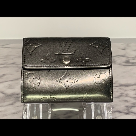 Louis Vuitton Used Bags Canada Day